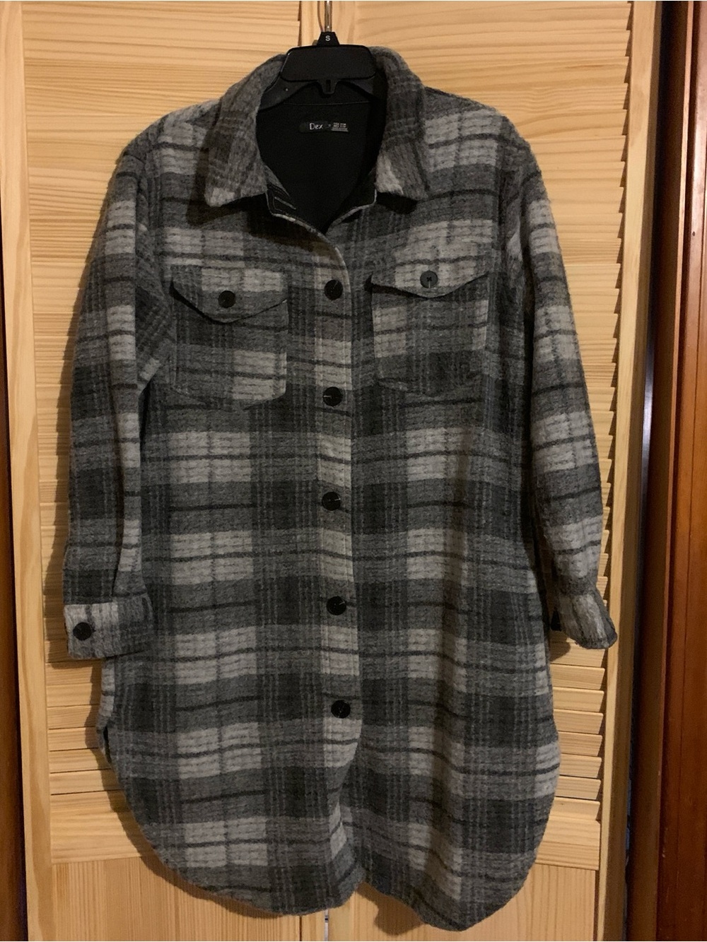 Women’s Petite Medium Cozy Plaid Shacket - Gray black